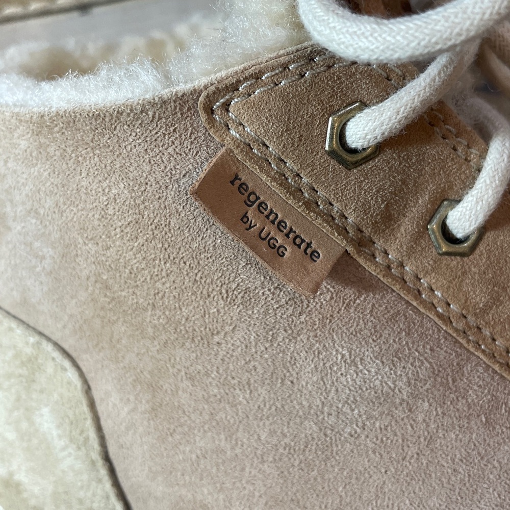 UGG Tan Ankle Boots with Cream Shearling Lining 39.5 like new condition - Picture 3 of 17